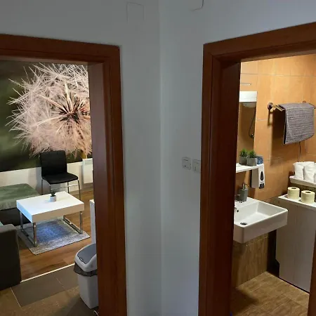 Cozy 1B Apartment Vera-self check in Zagrzeb Zewnętrze zdjęcie
