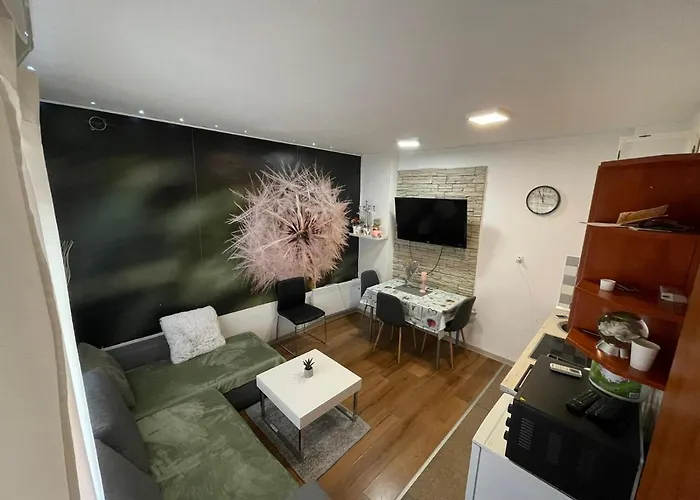 Cozy 1B Apartment Vera-Self Check In